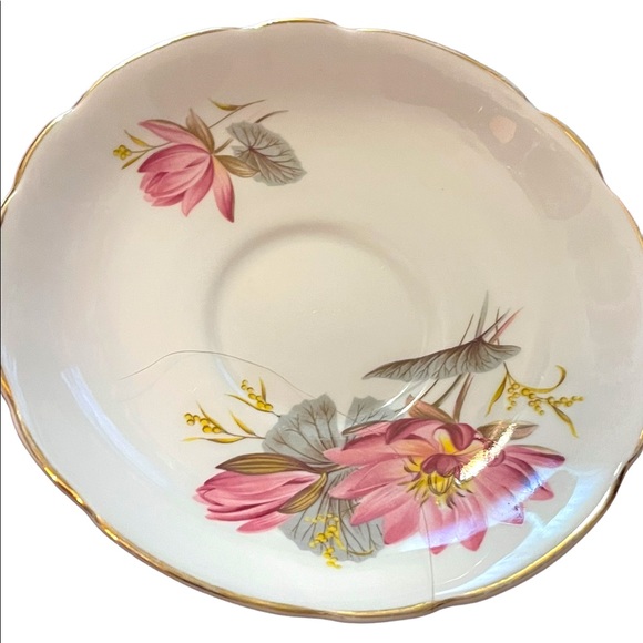 Vintage Regency tea cup & saucer pink flower floral fine china - Picture 6 of 6